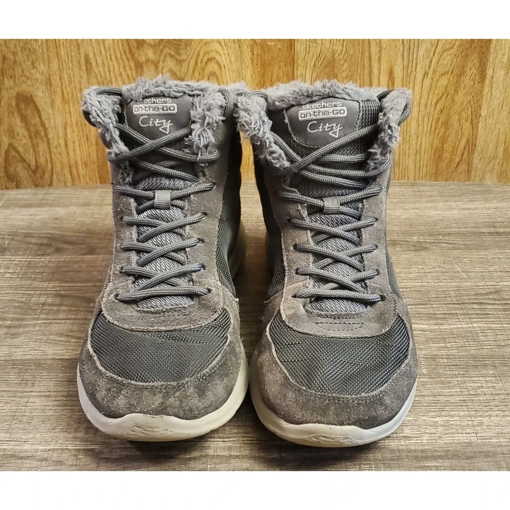Skechers Gen 5 Goga‎ Mat Boots Women's Size 9 Gray